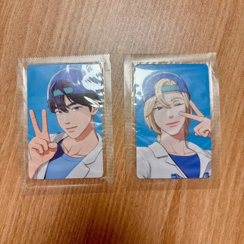 플레이브 예준 노아 포카 + 꼬깔콘 박스