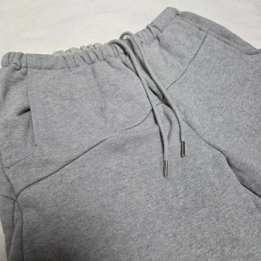 [BUNJANG] MAMAMOO Whee In A2 Pants / mudule a2 바지