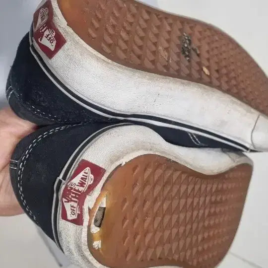 [BUNJANG] Vans Old Skool Black Sneakers / 반스 올드스쿨 블랙 스니커즈