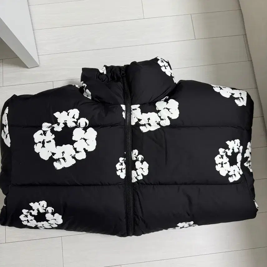 [BUNJANG] Denim Tears Puffer Jacket XXL / 데님티어스 푸퍼 패딩 XXL 새상품