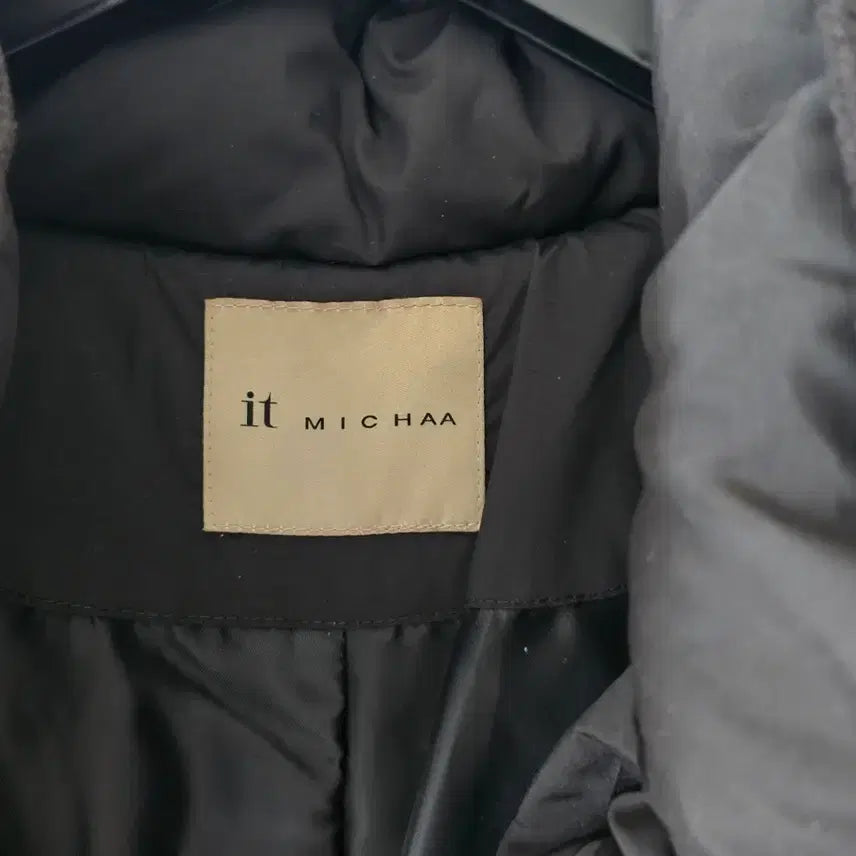 [BUNJANG] It MICHAA Black Waist Banding Padded Jacket S Size / 잇미샤 블랙 허리 밴딩 패딩 S사이즈(무배)