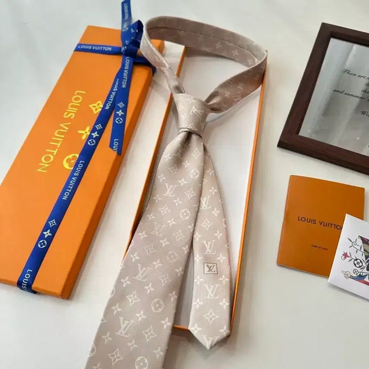 [BUNJANG] Louis Vuitton Tie - New / 루이비통 넥타이