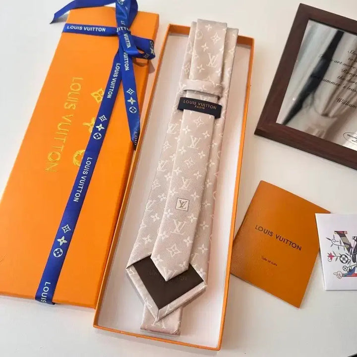 [BUNJANG] Louis Vuitton Tie - New / 루이비통 넥타이