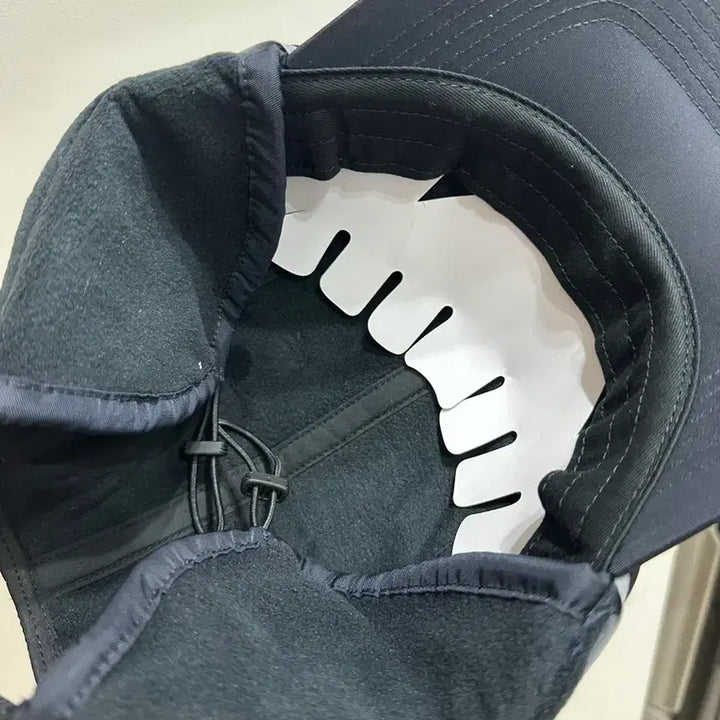 [BUNJANG] Supreme Polartec Lined Packable Earflap Camp Cap Black / 새제품) 슈프림 폴라텍 라인드 패커블 이어플랩 캠프 캡 블랙