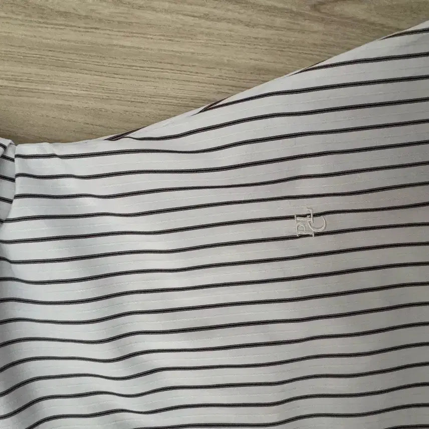 [BUNJANG] Place Studio Stripe Shirt with Scarf / 플레이스 스튜디오 셔츠 (1번 착용) 스카프 포함