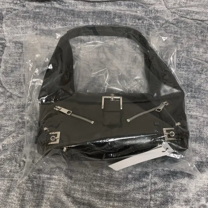 [BUNJANG] Not Noing Small Moto Hobo Bag Leather / (미개봉) 낫노잉 스몰 모토 호보백 레더