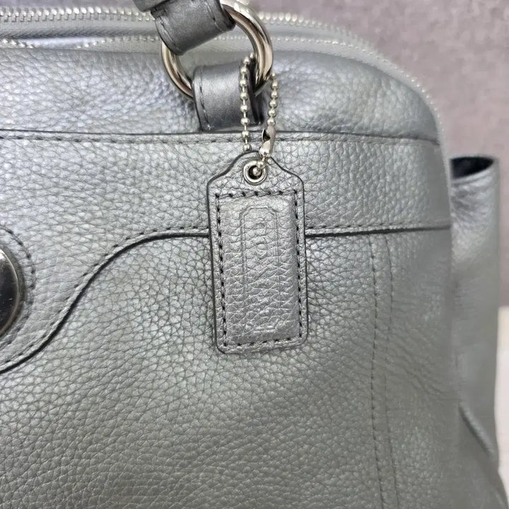 [BUNJANG] Coach Penelope Silver Shoulder Bag / 코치 페넬로페 실버 숄더백