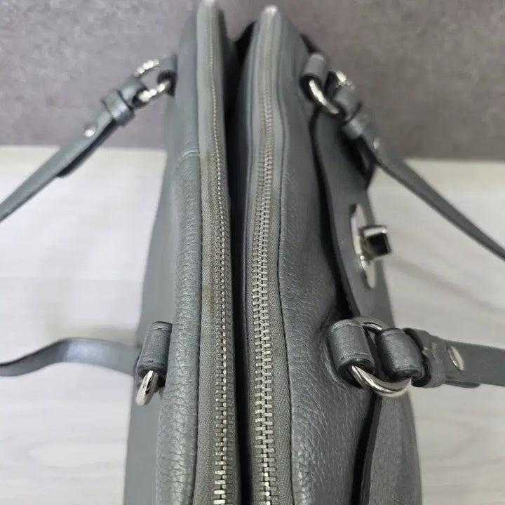 [BUNJANG] Coach Penelope Silver Shoulder Bag / 코치 페넬로페 실버 숄더백