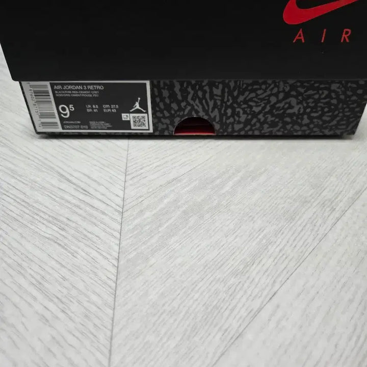 [BUNJANG] Nike Air Jordan 3 Black Cement OG Sneakers / 나이키 에어 조던 3 블랙 시멘트 OG