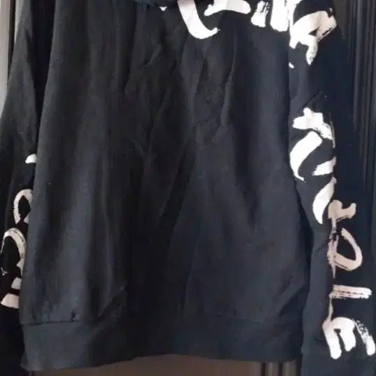 [BUNJANG] EVISU Black Hoodie / EVISU 에비수 블랙 후드티