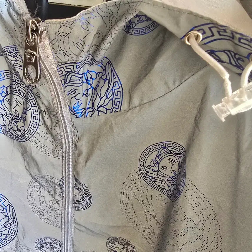 [BUNJANG] Versace Medusa Pattern Windbreaker Jacket / 베르사체 메두사 패턴 바람막이