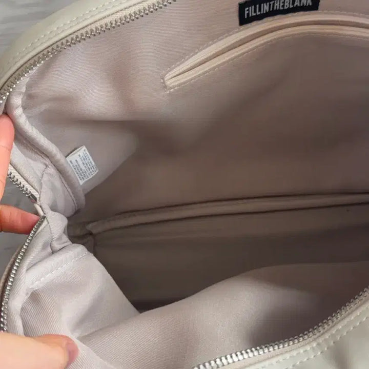 [BUNJANG] FTIB Silver Tote Bag / fitb 실버 토트백