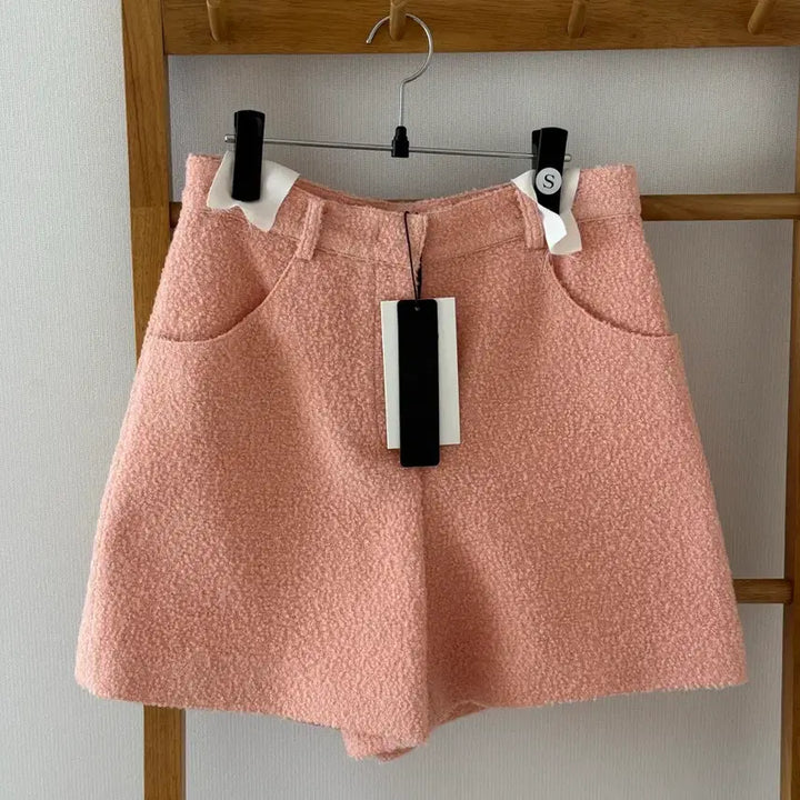 [BUNJANG] R2W Brynn Set-Up (Apricot) - Jacket (M) &amp; Shorts (S) / (새상품) R2W 레디투웨어 브린셋업 - 애프리콧 Brynn