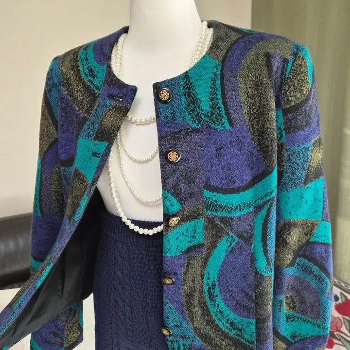 [BUNJANG] High-Quality Gold Glitter Jacquard Jacket / 고퀄라인 골드 글리터 유니크 디테일  자가드자켓