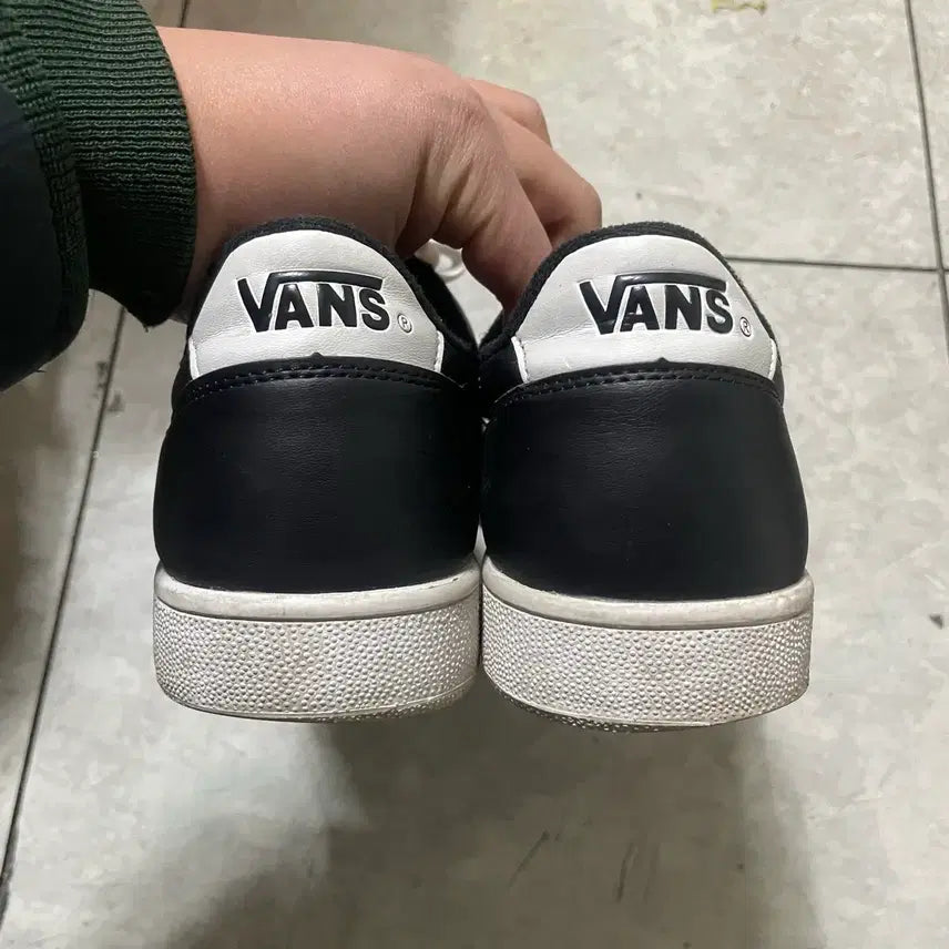 [BUNJANG] Vans Surface Men's Sneakers / 반스 서피스 남성 스니커즈 운동화신발 270