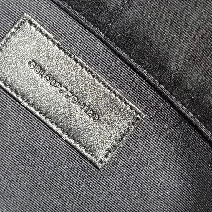 [BUNJANG] Saint Laurent Black Croc Embossed Clutch Bag / 생로랑 블랙 크로커 클러치백