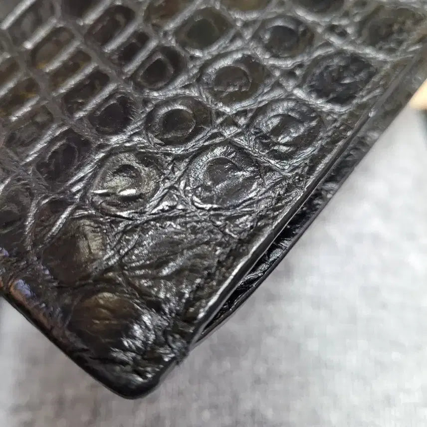 [BUNJANG] Saint Laurent Black Croc Embossed Clutch Bag / 생로랑 블랙 크로커 클러치백