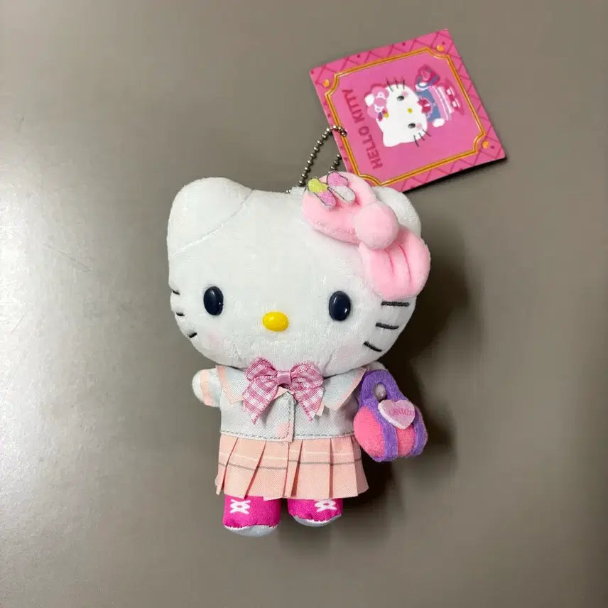 [BUNJANG] Hello Kitty Kirameki School Uniform Doll Keyring / 헬로키티 키라메키 교복 스쿨룩 인형 키링