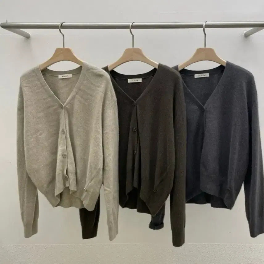 [BUNJANG] Placor Oatmeal Raccoon Cardigan / placor 플라코르 라쿤가디건 오트밀