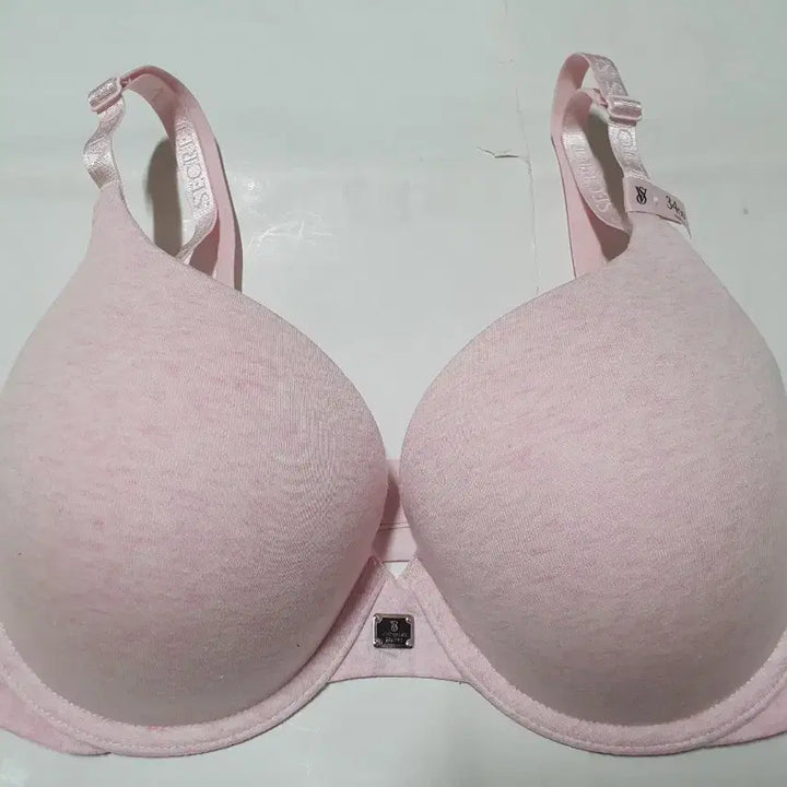 [SOLD OUT] 빅토리아 시크릿 티셔츠 푸쉬업 브라 34DD