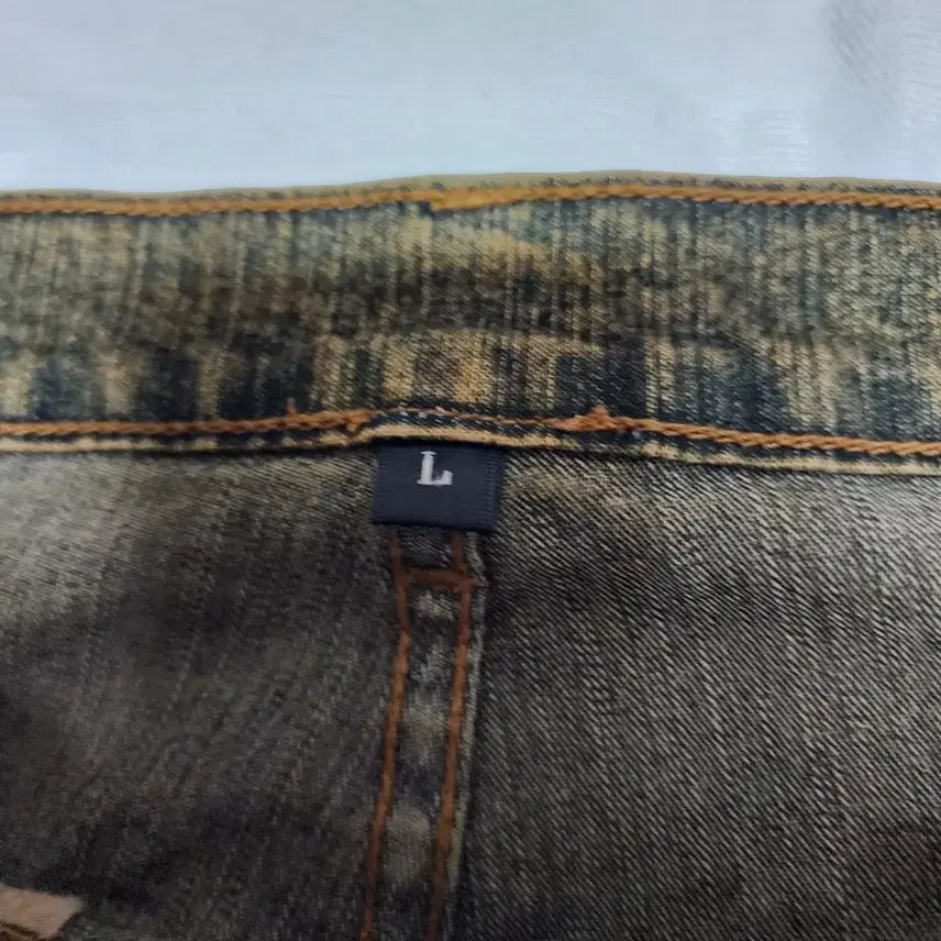 [BUNJANG] Bohemian Vintage Western Stone Embellished Bootcut Jeans / 보헤미안 빈티지 웨스턴 퍼 스톤 부츠컷 팬츠