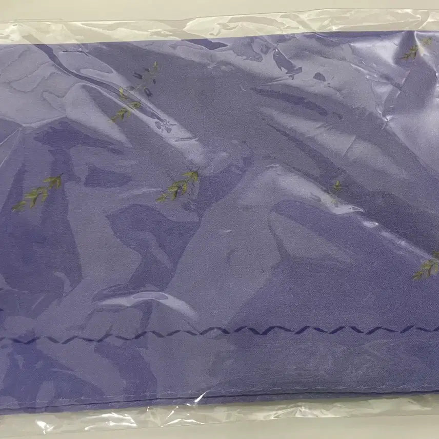 [BUNJANG] Moon Ga Young Birthday Cafe Handkerchief / ( 미개봉 / 새상품 ) 2024년 문가영 배우 생일 카페 손수건 판매