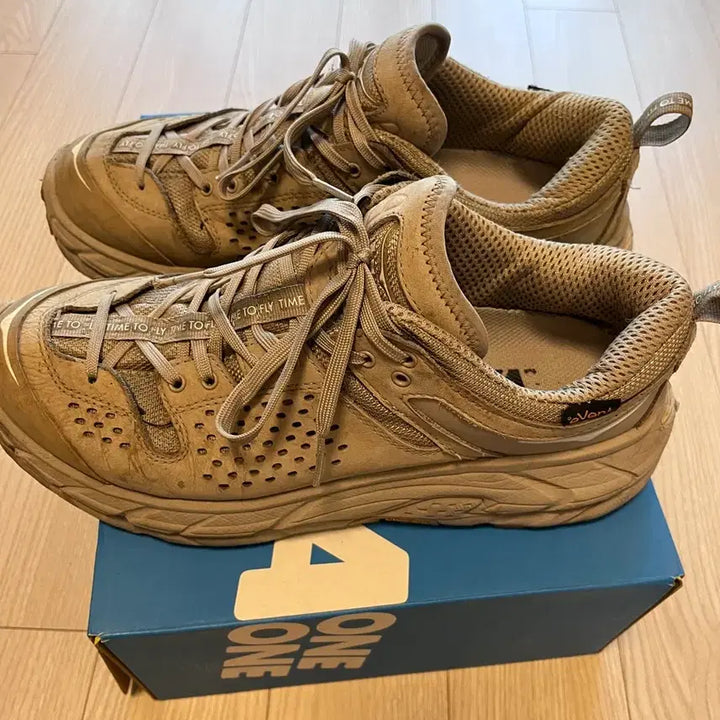 [BUNJANG] Hoka Tor Low 265 / 호카 토르 로우 265