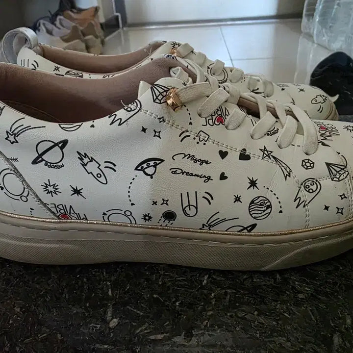 [BUNJANG] Misope Vibes White Pattern Sneakers / 미소페 Vibes 화이트 패턴 스니커즈