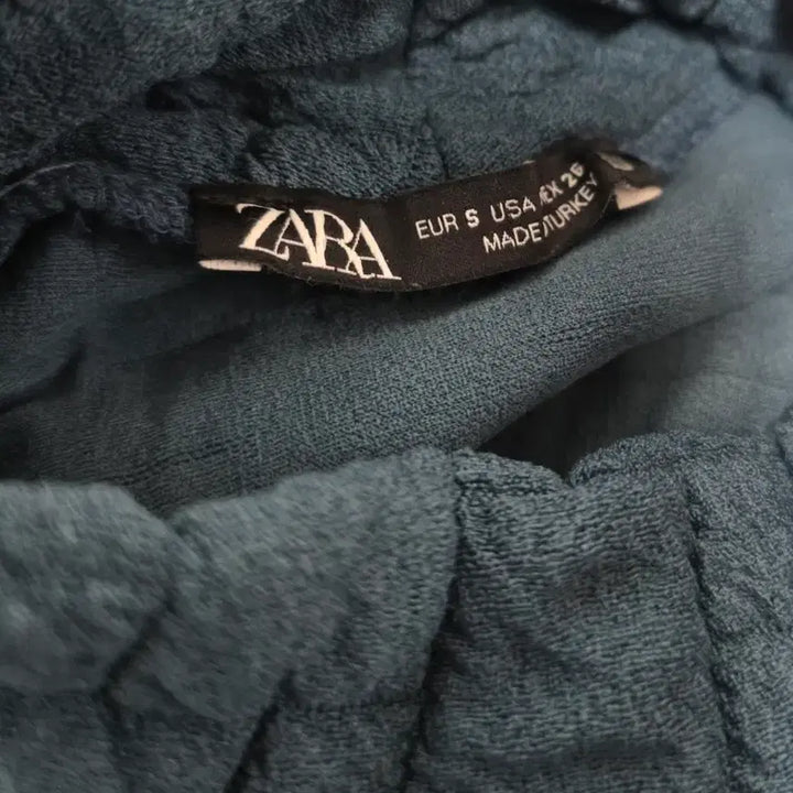 [BUNJANG] ZARA Volume Embossed Short T-Shirt / 자라 볼륨엠보 숏티s