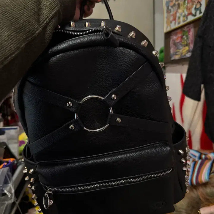 [BUNJANG] KRY Leather Backpack / KRY 지뢰 락펑크 락시크 레더 백팩 가방