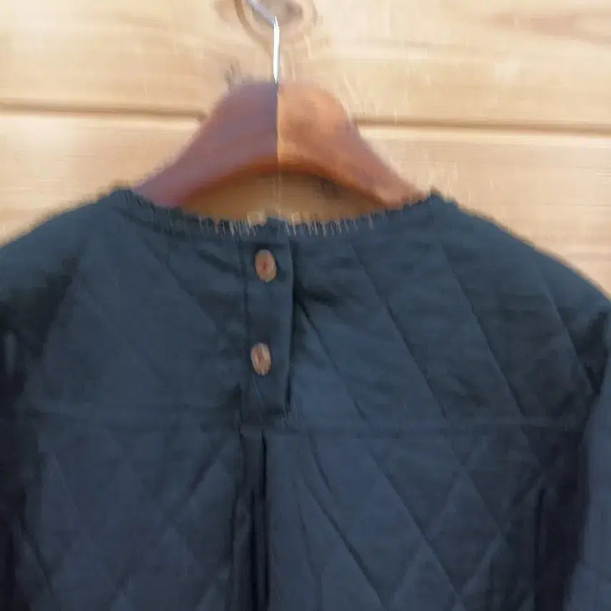 [BUNJANG] Quilted Black Long Dress / 누빔 퀼팅 블랙 롱 원피스