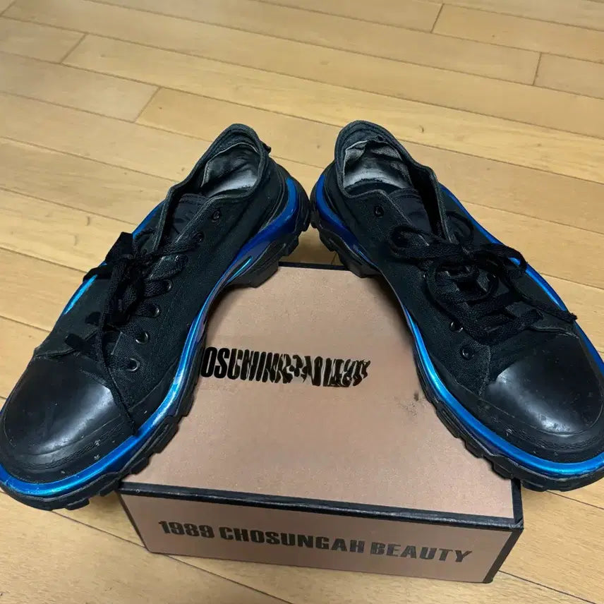 [BUNJANG] Raf Simons New Runner Black/Purple Sneakers / 라프시몬스 뉴러너 검파 280