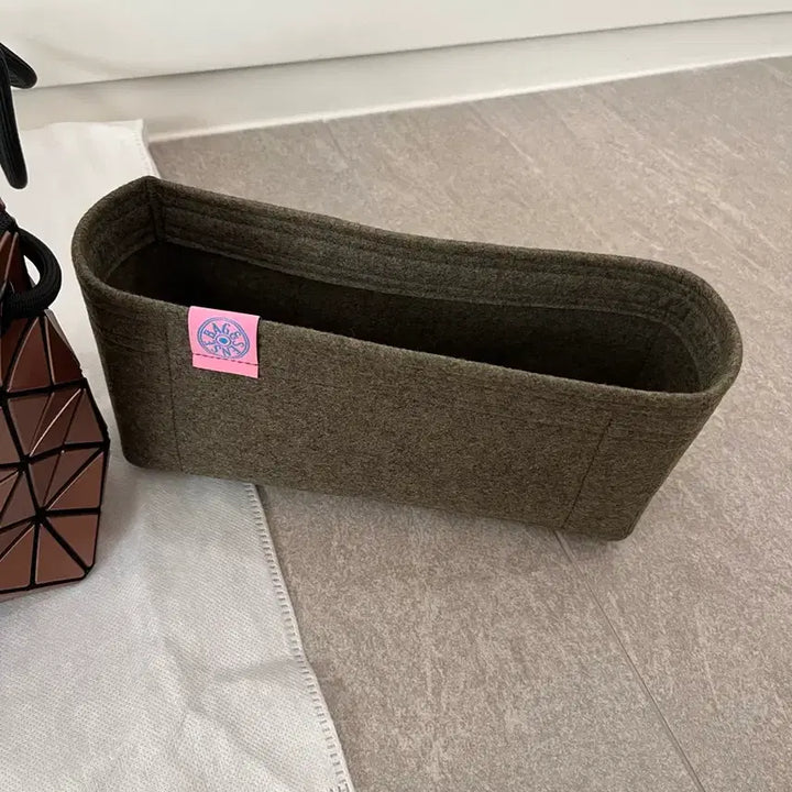 [BUNJANG] BaoBao Loop Bag / 바오바오 루프백 새상품