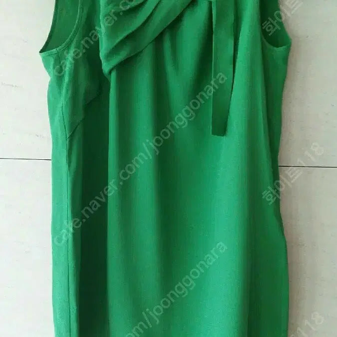 [BUNJANG] No. 21 Green Silk Blouse / 넘버21 그린실크 블라우스