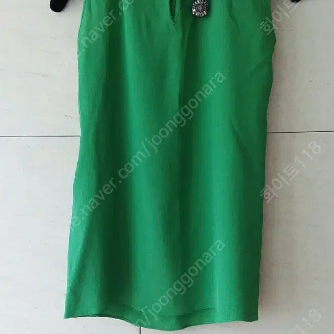 [BUNJANG] No. 21 Green Silk Blouse / 넘버21 그린실크 블라우스