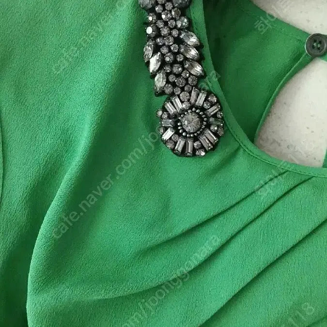 [BUNJANG] No. 21 Green Silk Blouse / 넘버21 그린실크 블라우스