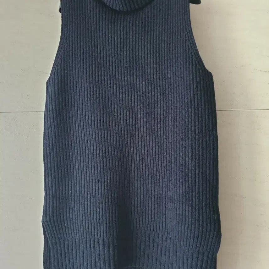 [BUNJANG] Joseph Wool 100% Knit Sweater / 조셉 울100니트