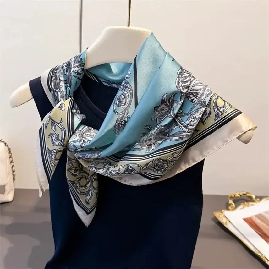 [BUNJANG] Sky Flower Pattern Scarf / 새상품 스카프 스카이플라워