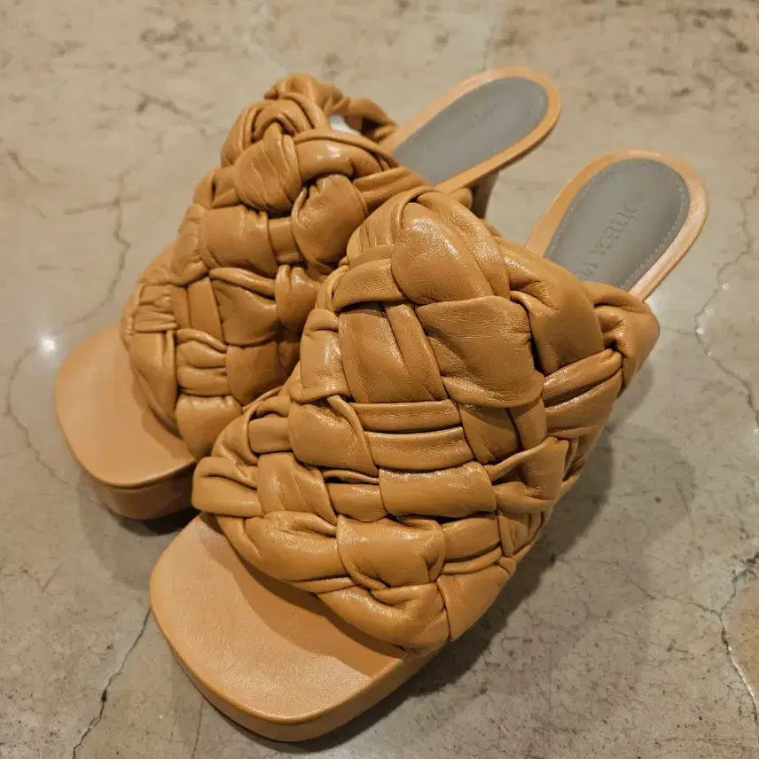 [BUNJANG] Bottega Veneta Hill Pumps Clay 37 / 보테가 베네타 힐 펌프스 클레이 미착용 새상품사이즈 37