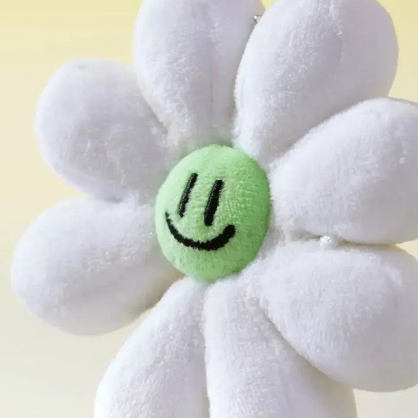 [BUNJANG] G-Dragon Jo Malone & Friends Plush Keyring / 지디 GD 지드래곤 G-DRAGON 조앤프렌즈 앤 플러쉬 키링 화이트