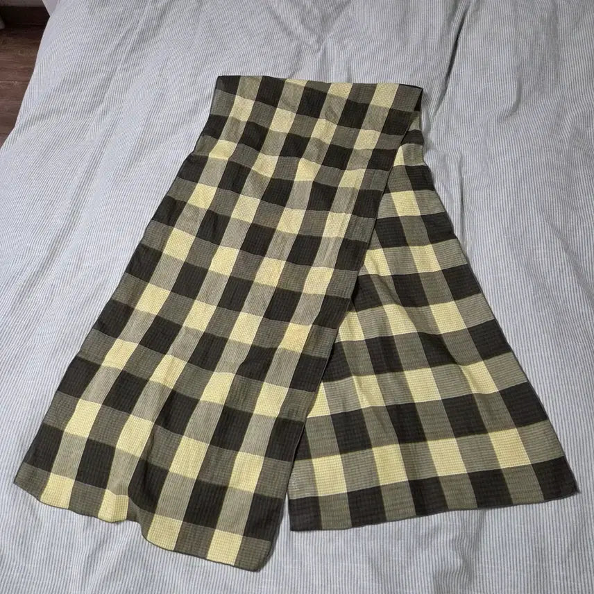 [BUNJANG] Homely Check Scarf Yellow / 홈리 체크 스카프 옐로우 / 목도리 머플러