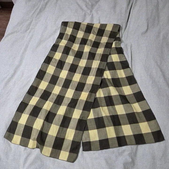 [BUNJANG] Homely Check Scarf Yellow / 홈리 체크 스카프 옐로우 / 목도리 머플러