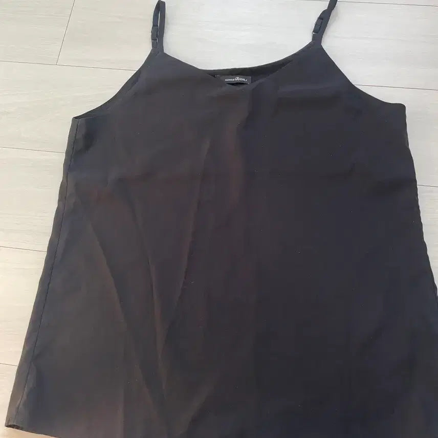 [BUNJANG] Roem Black Cami Tank Top / 로엠 블랙 끈나시