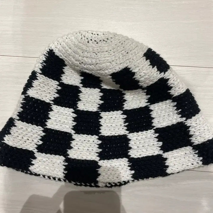 [BUNJANG] Checkered Knit Hat / 체크무늬 니트 모자
