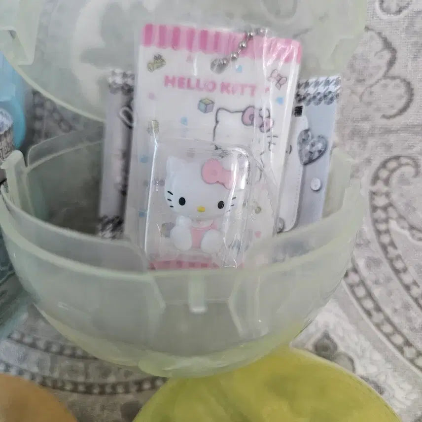 [BUNJANG] Hello Kitty Baby Figure Keyring Bundle Set / 헬로키티 패키지 컬렉션 미니어쳐 갸루 태닝 퀼트 베이비 피규어 키링 가챠