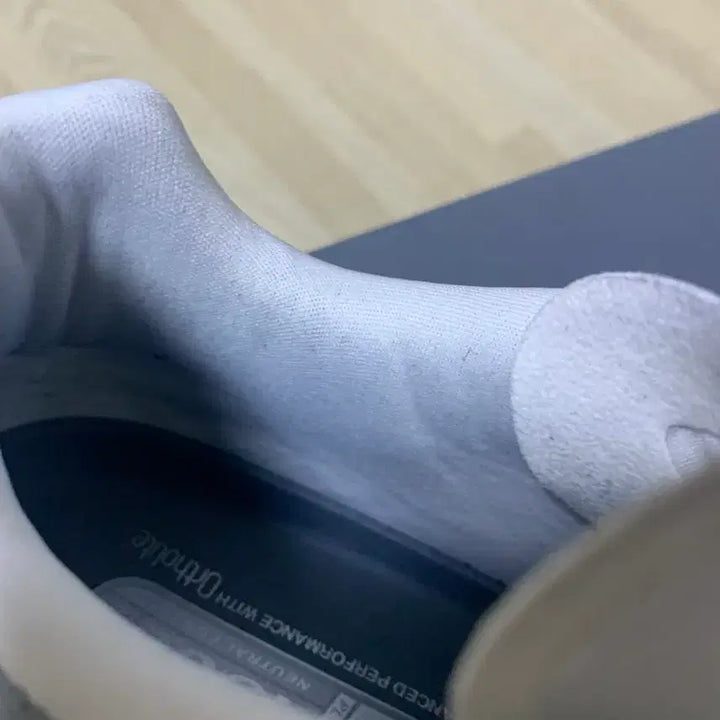 [SOLD OUT] 뉴발란스 U1906RWG 씨 솔트 260 사이즈 판매