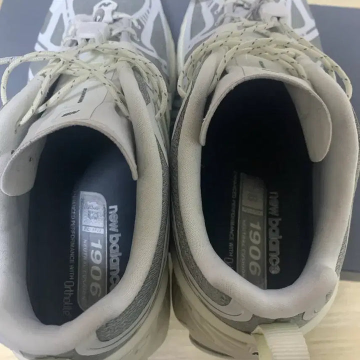 [SOLD OUT] 뉴발란스 U1906RWG 씨 솔트 260 사이즈 판매
