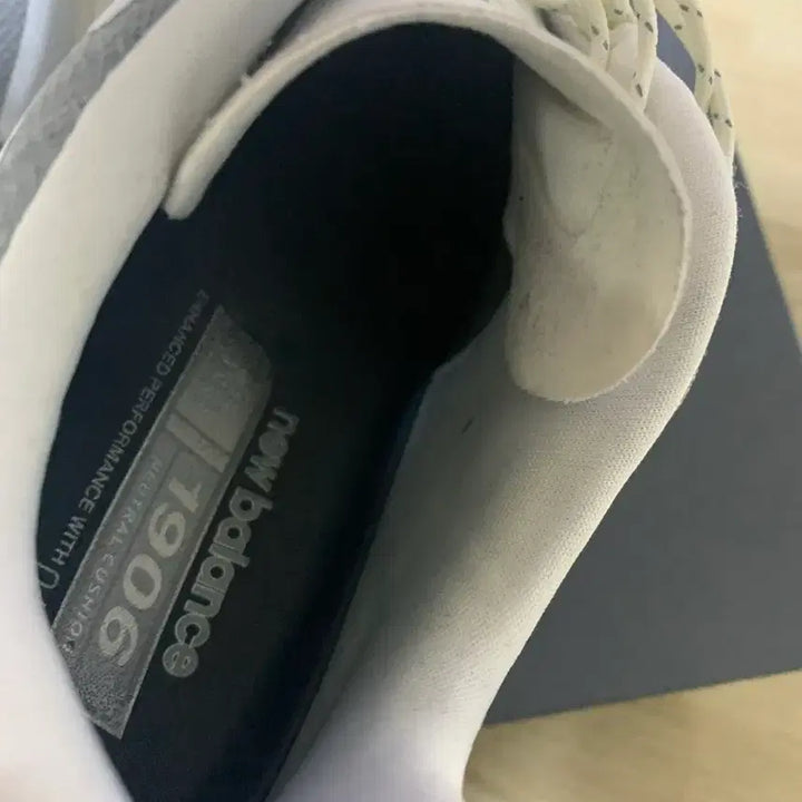 [SOLD OUT] 뉴발란스 U1906RWG 씨 솔트 260 사이즈 판매