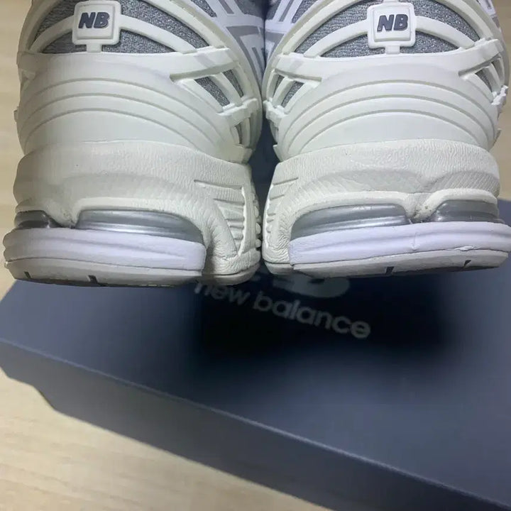 [SOLD OUT] 뉴발란스 U1906RWG 씨 솔트 260 사이즈 판매