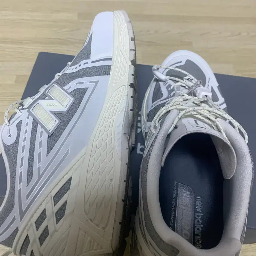 [SOLD OUT] 뉴발란스 U1906RWG 씨 솔트 260 사이즈 판매